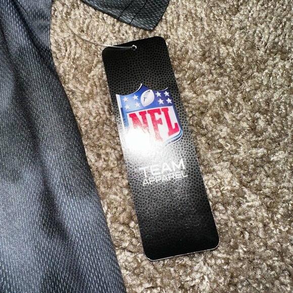 NWT LAS VEGAS RAIDERS JERSEY TEE - Picture 3 of 5